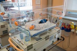 The current cooling standard for neonatal encephalopathy is 33.5°C for 72 hours. The current cooling standard for neonatal encephalopathy is 33.5°C for 72 hours.