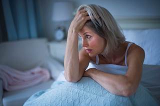 Patients with chronic kidney disease who sleep fewer than 5 hours are at 2-fold higher risk of advancing to end-stage renal disease. Patients with chronic kidney disease who sleep fewer than 5 hours are at 2-fold higher risk of advancing to end-stage renal disease.
