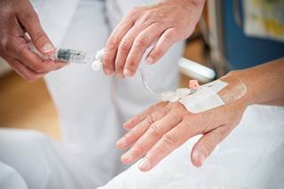 Patients who received prochlorperazine experienced a greater reduction in headache-related pain than patients treated with ketamine. Patients who received prochlorperazine experienced a greater reduction in headache-related pain than patients treated with ketamine.