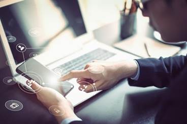 Navigating Social Media Issues in Medical Practice: An Expert Interview Navigating Social Media Issues in Medical Practice: An Expert Interview